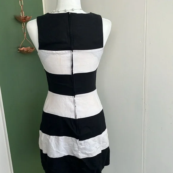 Vintage 80s Black and White Striped Mini Dress - Picture 4 of 8
